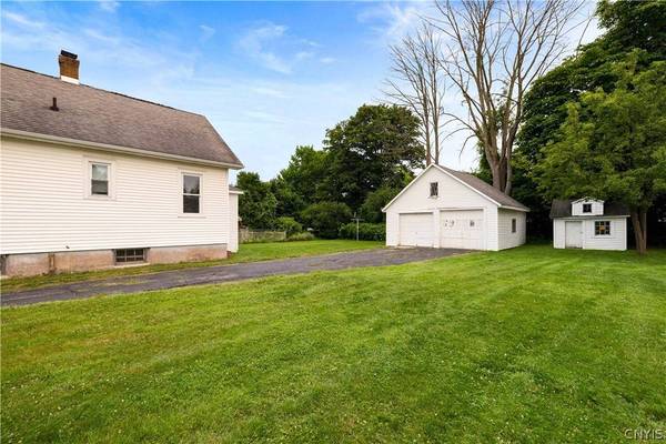 26 7th ST, Yorkville, NY 13495