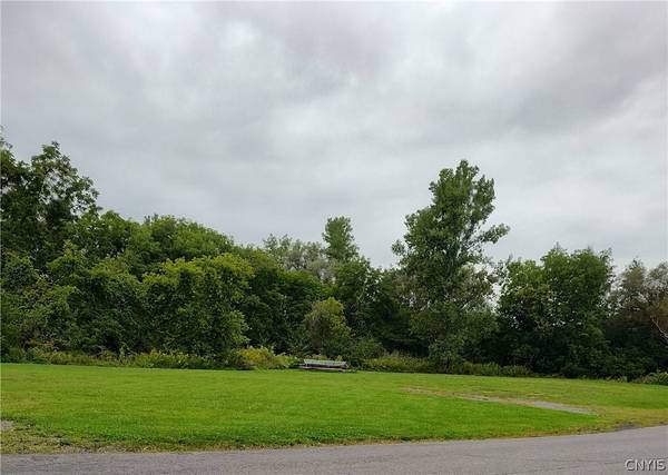 Rt-5, Clinton, NY 13323