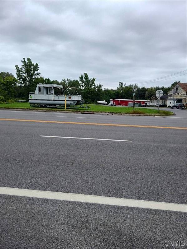 Rt-5, Clinton, NY 13323