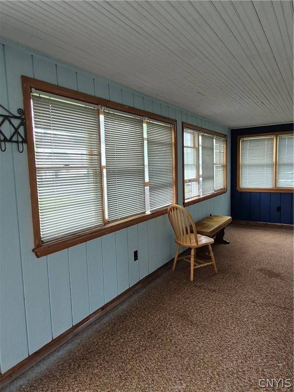 4 School ST, Vernon, NY 13476