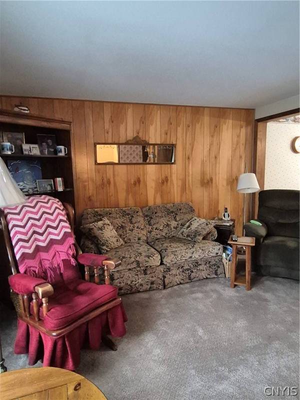 5620 Jenkins RD, Rome, NY 13440