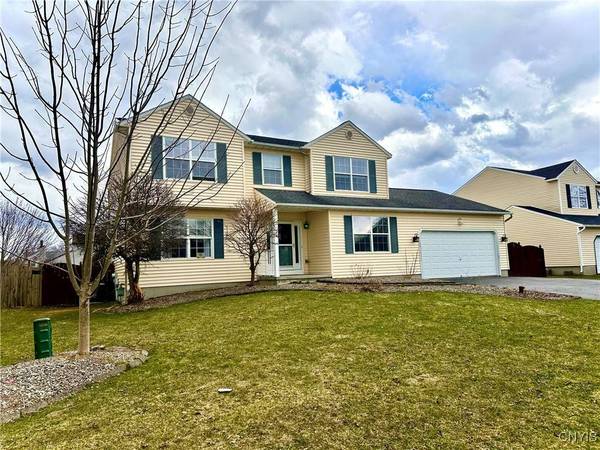 8408 Sutcliffe DR, Liverpool, NY 13090