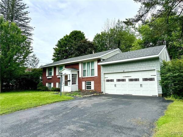 402 Northrup DR, Utica, NY 13502