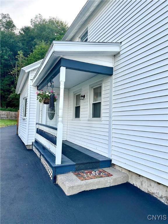 41 Foster ST, Whitesboro, NY 13492