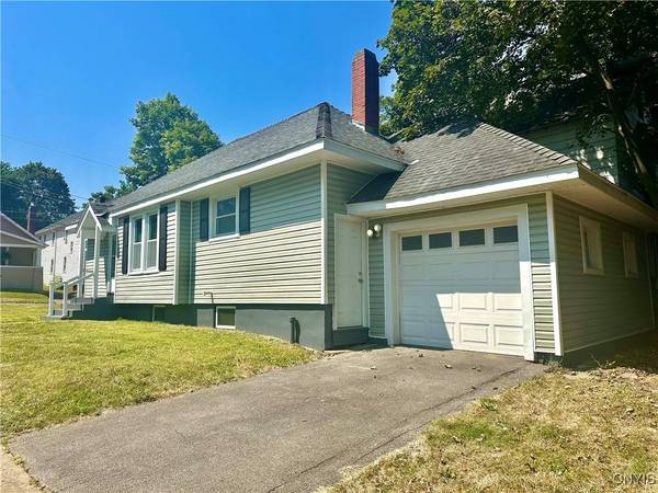 2026 Howe ST, Utica, NY 13501