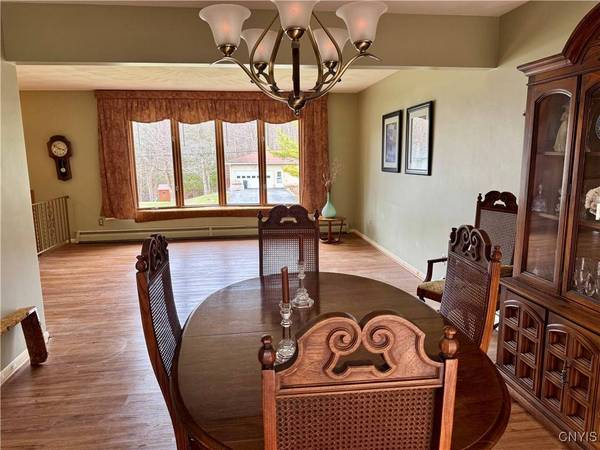 5836 Linda DR, Marcy, NY 13403