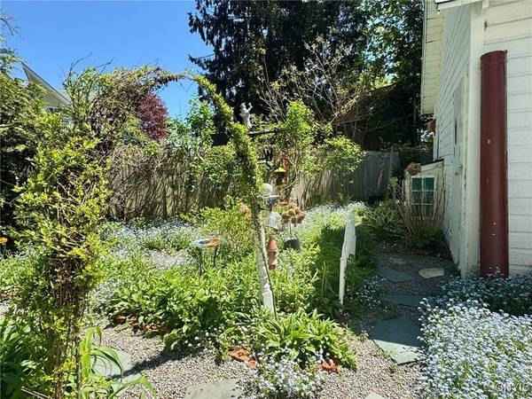 177 Sanford AVE, Clinton, NY 13323