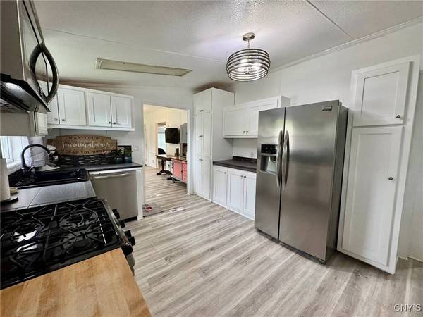 9698 Campbell Road 1G, Sauquoit, NY 13456