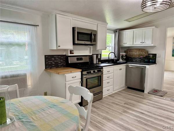 9698 Campbell Road 1G, Sauquoit, NY 13456