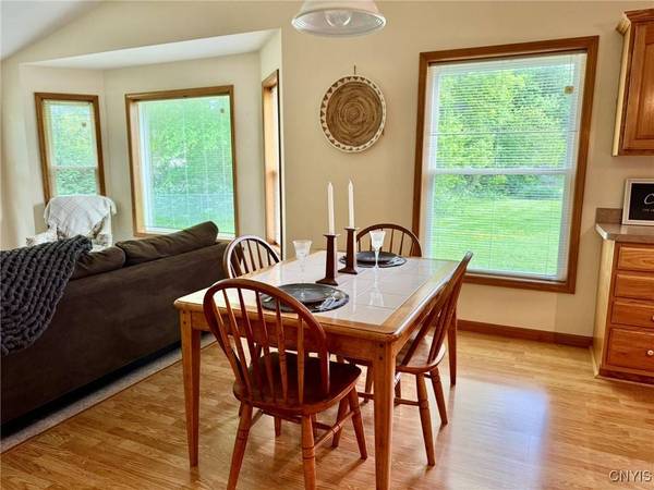 25 Fair Meadow LN, Clinton, NY 13323