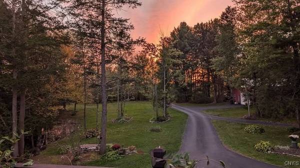 7358 Glass Factory RD, Holland Patent, NY 13354
