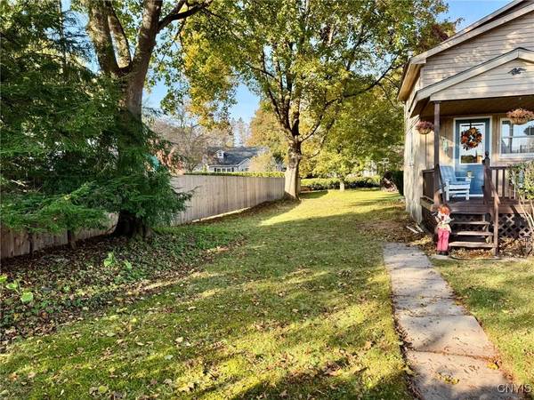 35 Elm ST, Clinton, NY 13323