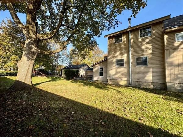 35 Elm ST, Clinton, NY 13323