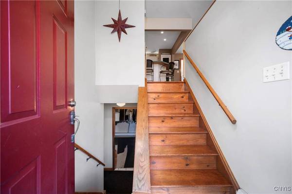 146 Sanford AVE, Clinton, NY 13323
