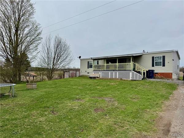 2179 Skyline DR, Oriskany Falls, NY 13425