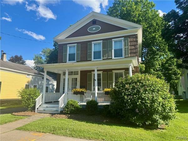71 College ST, Clinton, NY 13323