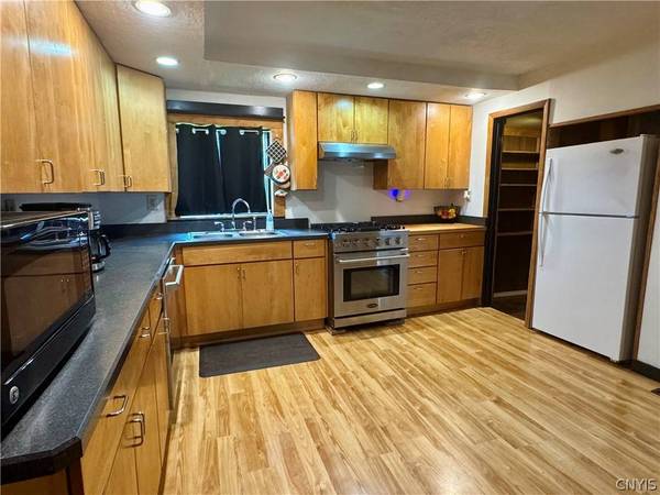5781 Youngs RD, Vernon, NY 13476