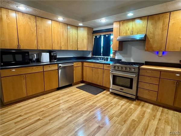 5781 Youngs RD, Vernon, NY 13476