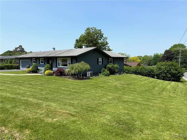 2 Beckwith CIR, Utica, NY 13413