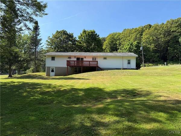 10340 Ridgecrest RD, Marcy, NY 13403