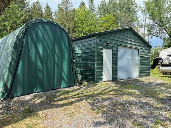 6391 Bartlett RD, Rome, NY 13440