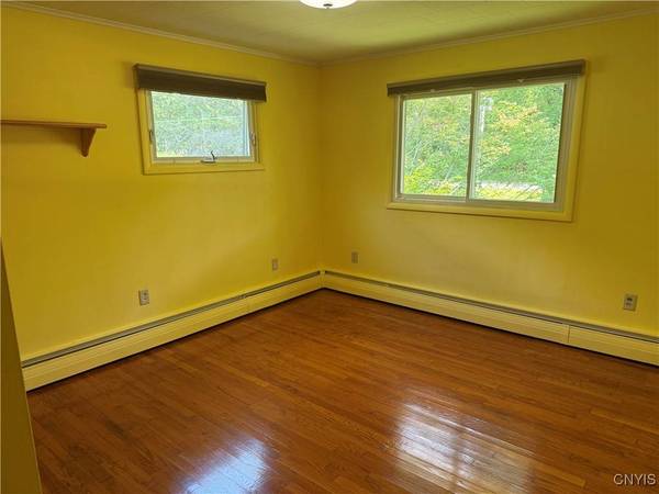 6391 Bartlett RD, Rome, NY 13440