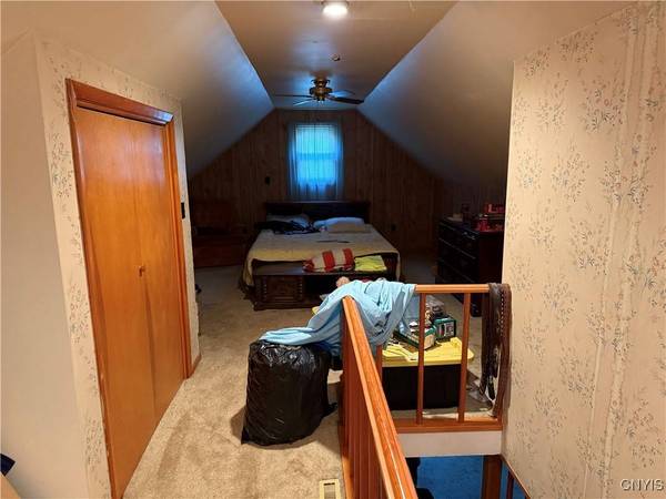 6 Denton AVE, Whitesboro, NY 13492