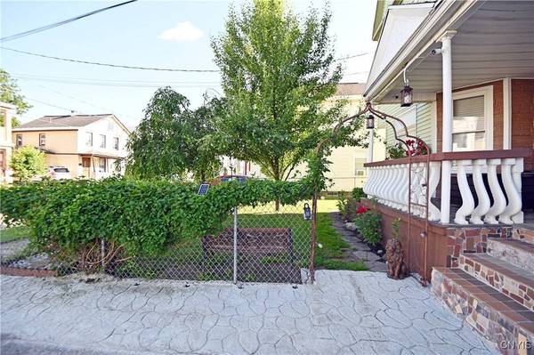 1010 Morris ST, Utica, NY 13501