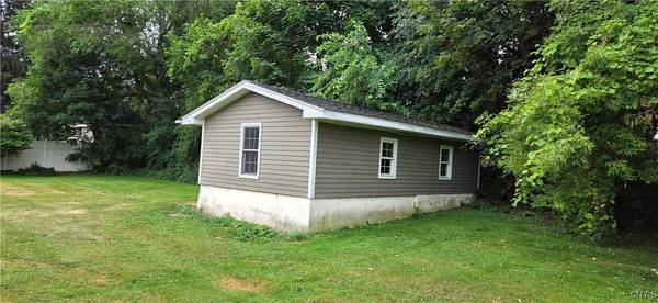 1818 Lansing ST, Utica, NY 13501