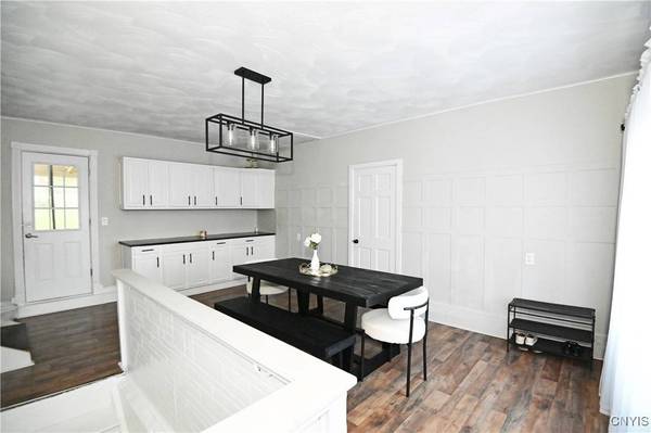 1406 Hillside RD, Utica, NY 13501