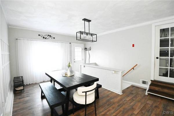 1406 Hillside RD, Utica, NY 13501