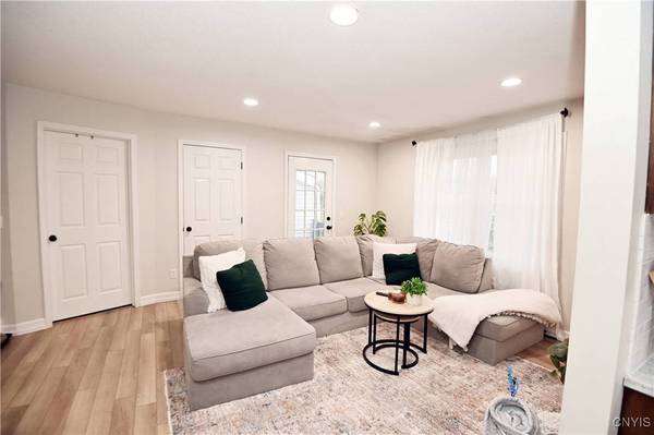 118 Urbandale Pkwy, Rome, NY 13440