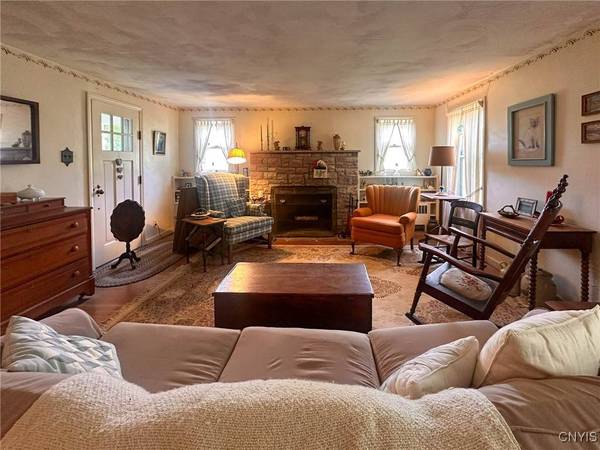 8096 Brimfield ST, Clinton, NY 13323