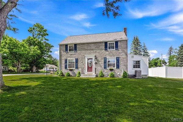 29 Lyndon RD, Whitesboro, NY 13492