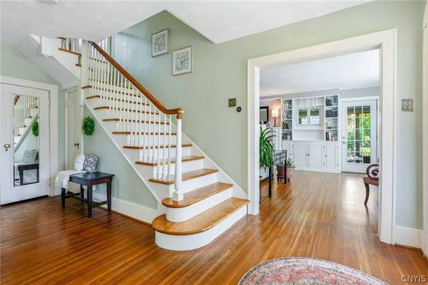 1527 Mohawk ST, Utica, NY 13501