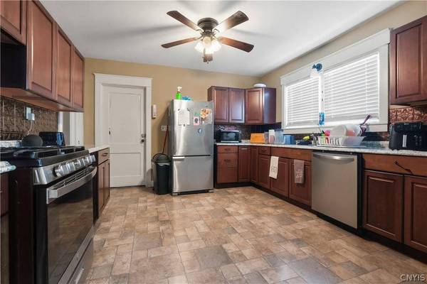 144-146 Cornwall AVE, Utica, NY 13502