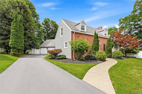 2 Allen RD, Utica, NY 13501