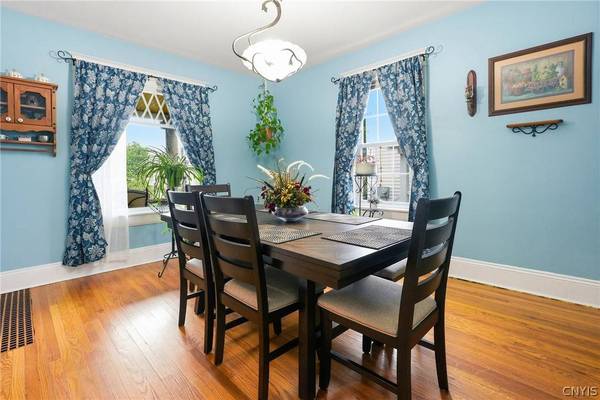 733 W Bloomfield ST, Rome, NY 13440