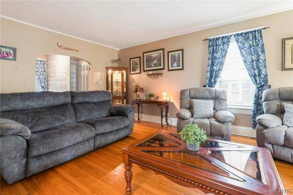 733 W Bloomfield ST, Rome, NY 13440