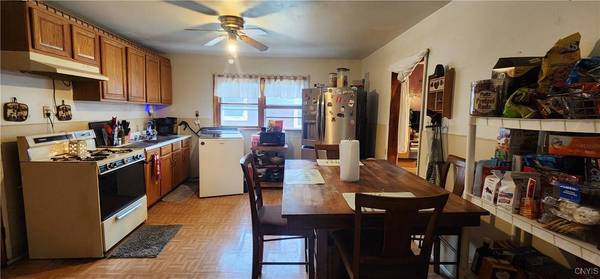 16 Bryant ST, Utica, NY 13502