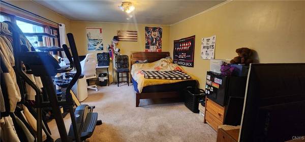 16 Bryant ST, Utica, NY 13502