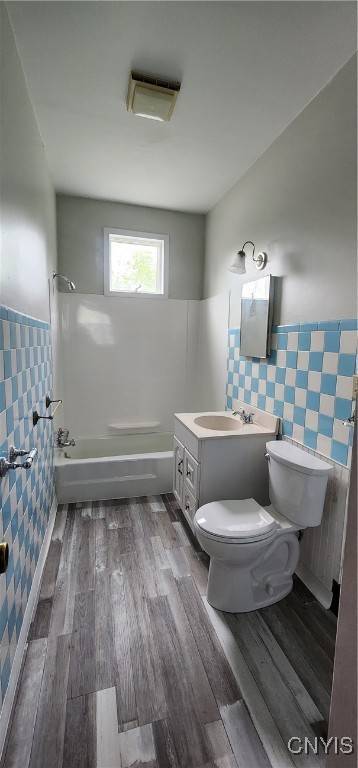 16 Bryant ST, Utica, NY 13502