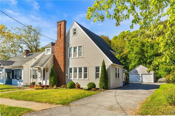 2812 Ogden PL, Utica, NY 13501