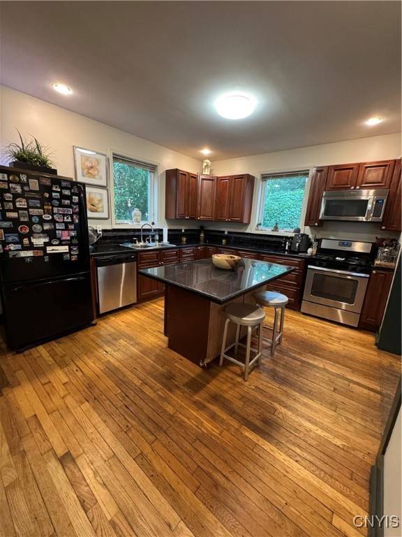 802 Symonds PL, Utica, NY 13502