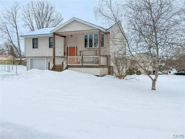 1500 Redwood AVE, Utica, NY 13502