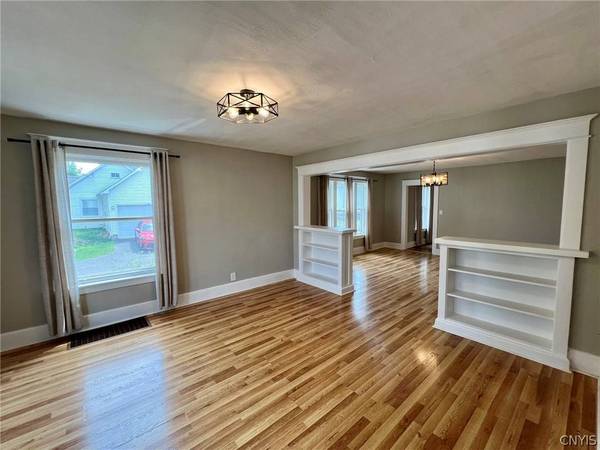 101 Lowell AVE #101, Utica, NY 13502