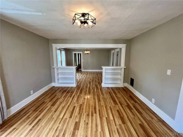 101 Lowell AVE #101, Utica, NY 13502