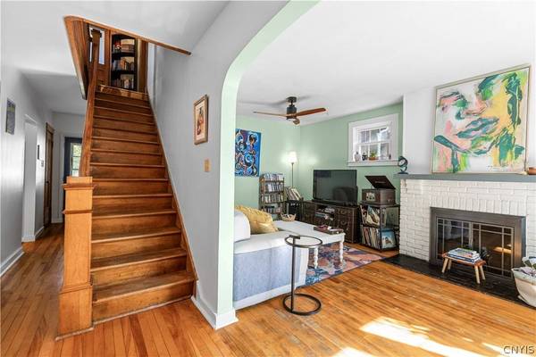 27 Prospect ST, Utica, NY 13501