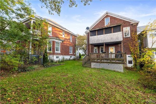 27 Prospect ST, Utica, NY 13501