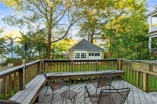 27 Prospect ST, Utica, NY 13501